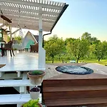 Сasa de vacaciones Vulcan Eco Retreat *