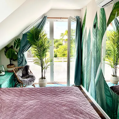Vulcan Eco Retreat